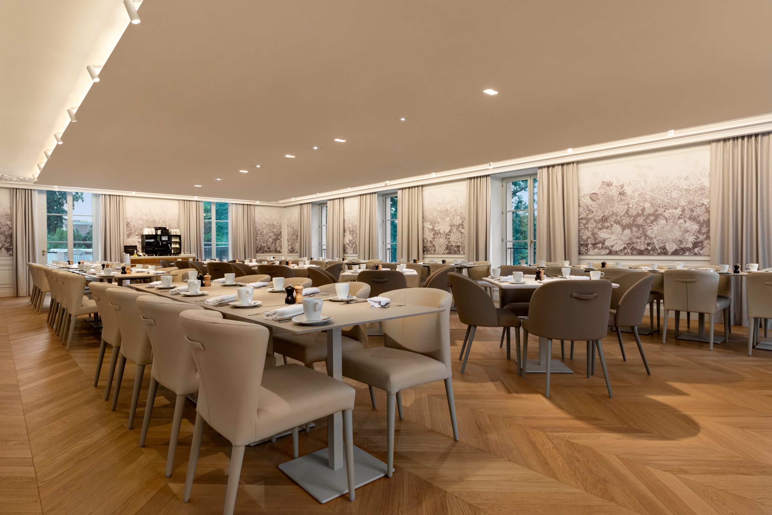 Restaurant La Manufacture Hôtel Dolce by Wyndham Versailles - Domaine du Montcel