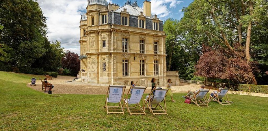 Visit Monte Cristo Castle on an outing in Yvelines